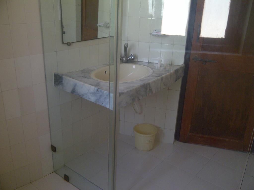 Kutch Safari Lodge Bhuj Room photo